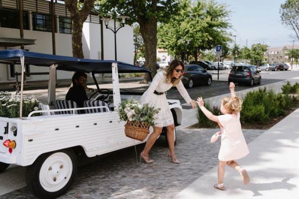 chloe-lapeyssonnie-cool-modern-hipster-wedding-arcachon-corniche-pyla_0028-800x534